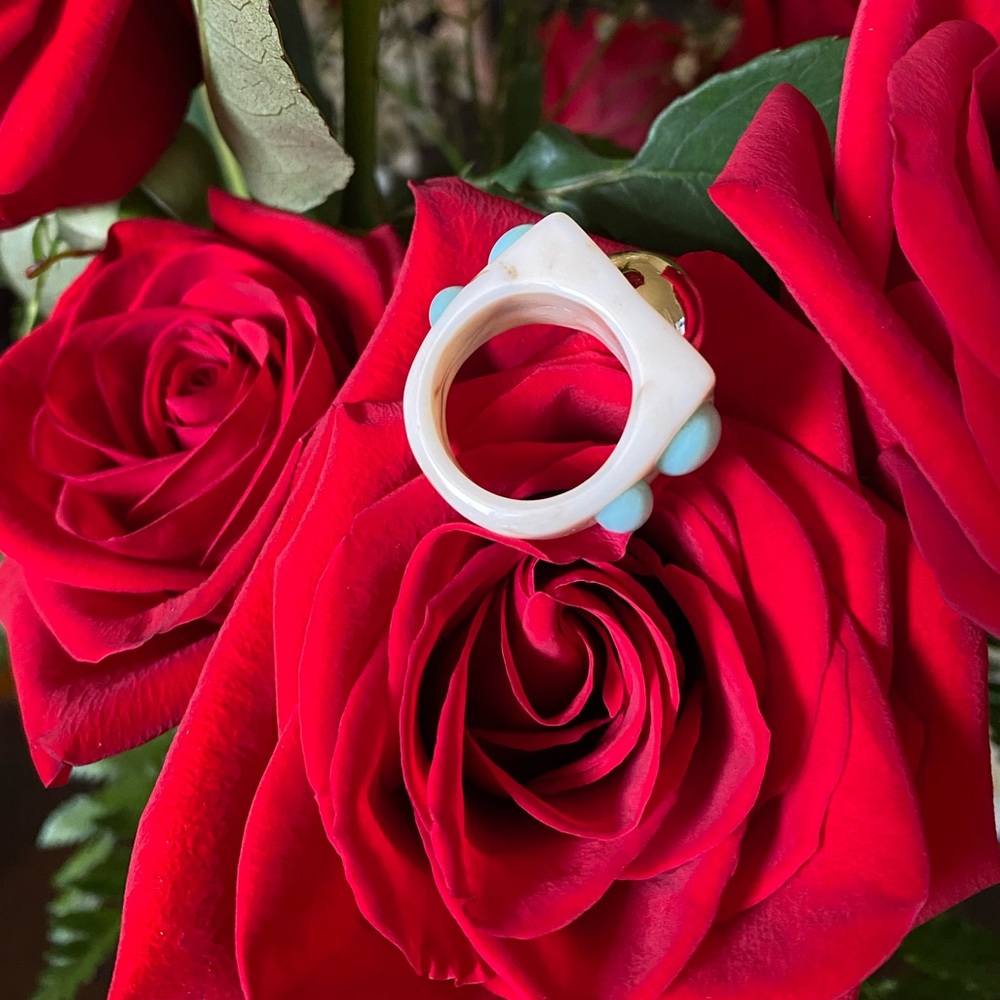 Ring - Picture 2 of 3